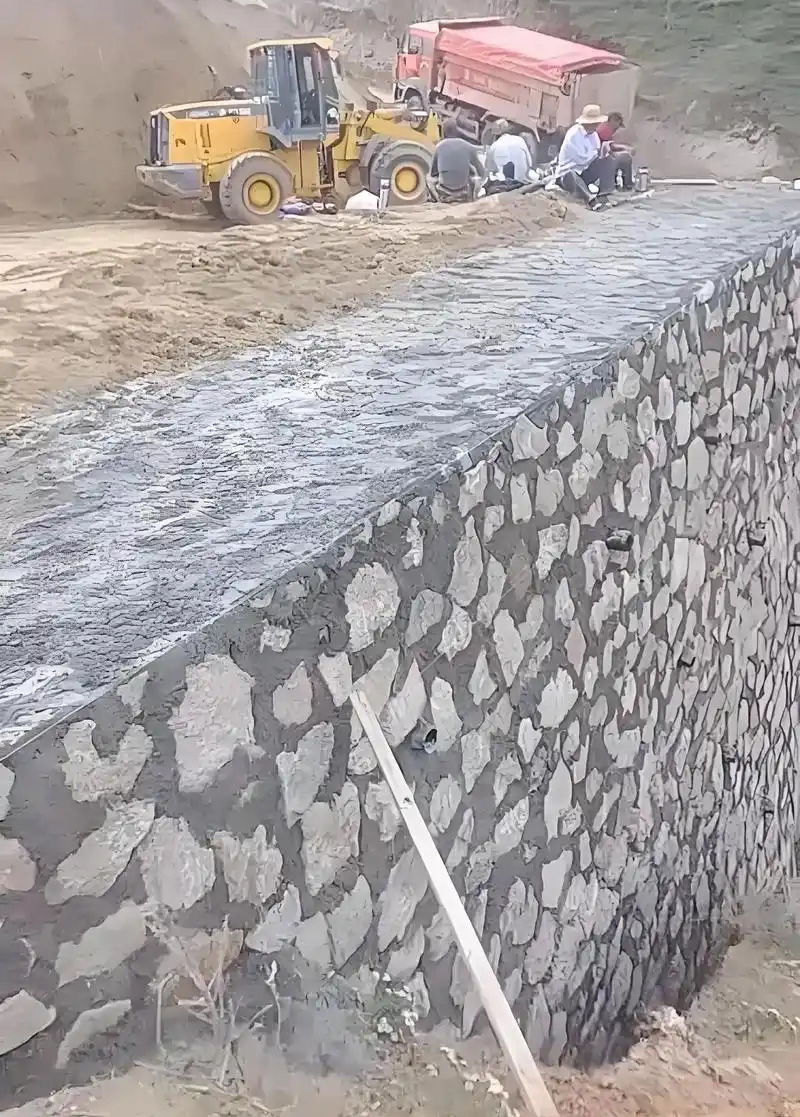 唐山遵化边坡加固